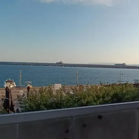 Daire V For View Kalamata