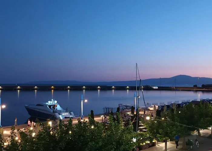 V For View Апартаменты