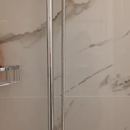 Διαμέρισμα V For View *